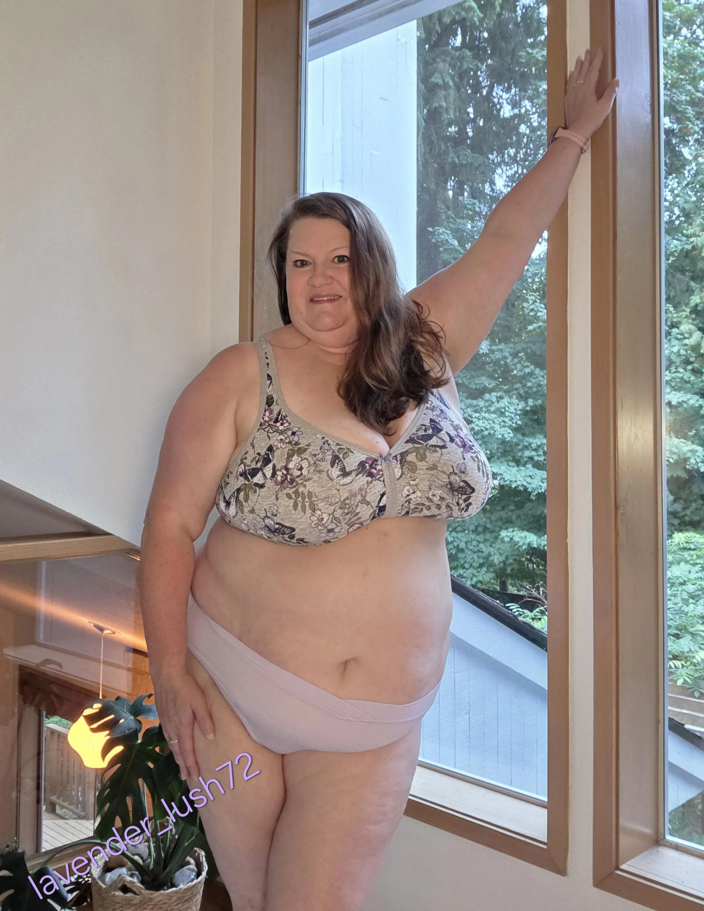 Soft belly 💖 [F53]