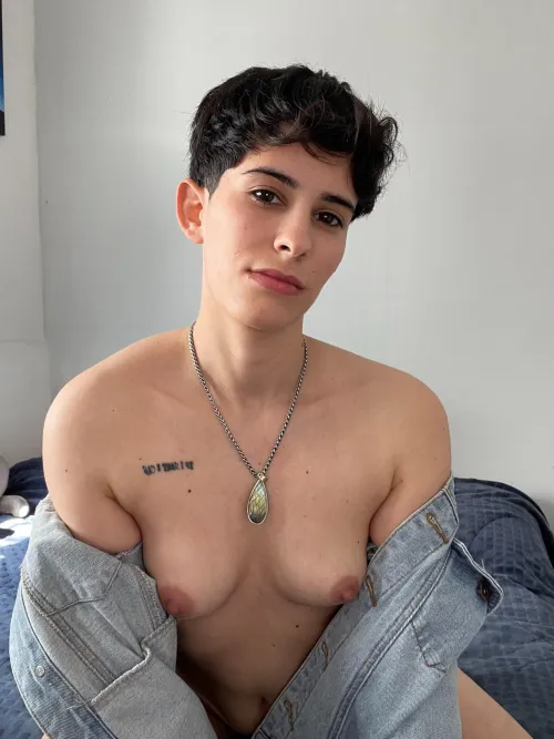 Soft skin, open body, hungry for attention… will you give it to me?