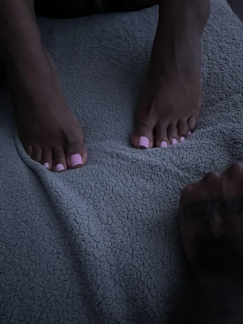 What do you think of my feet.