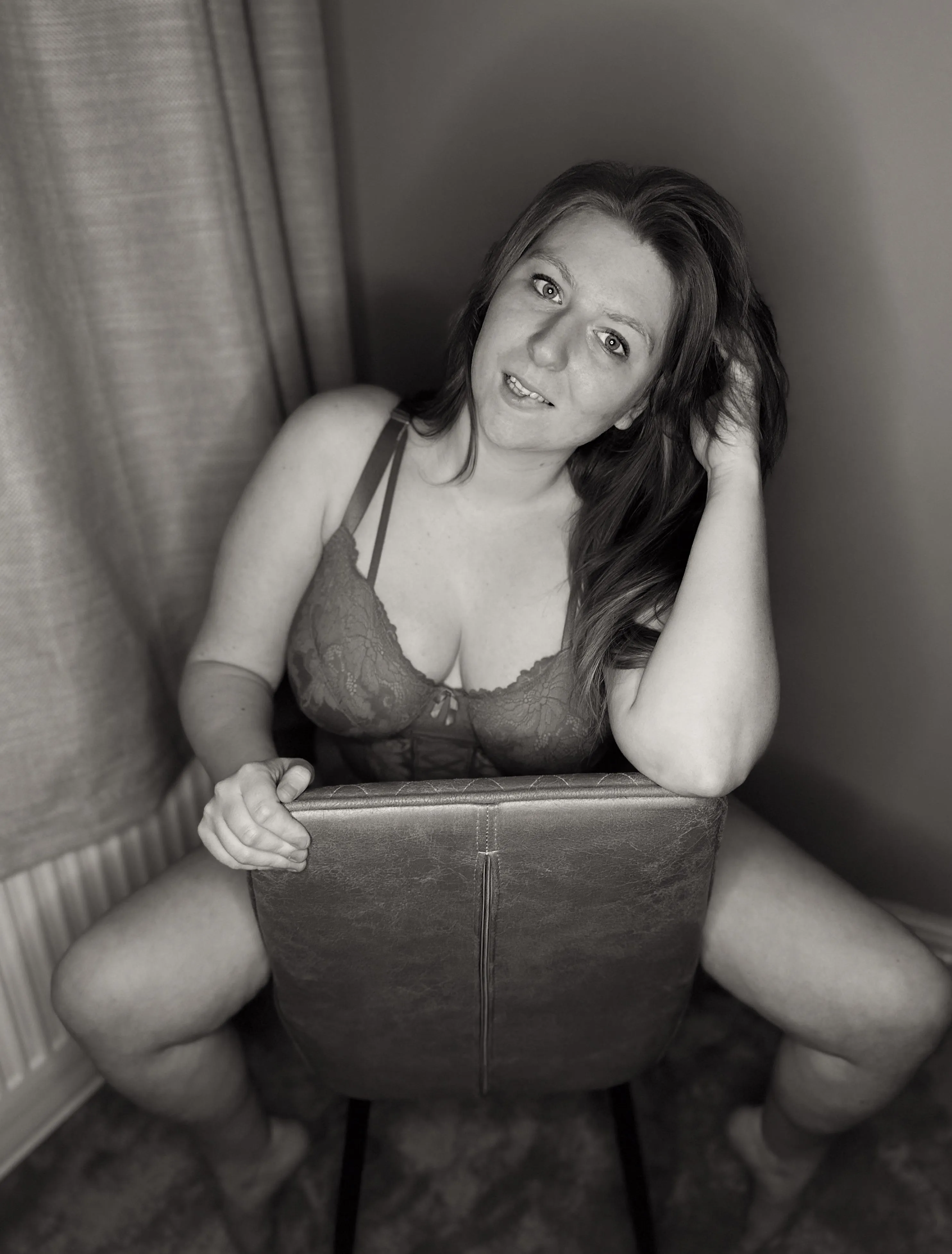 27 Thought I’d brighten your feed with how majestic I am