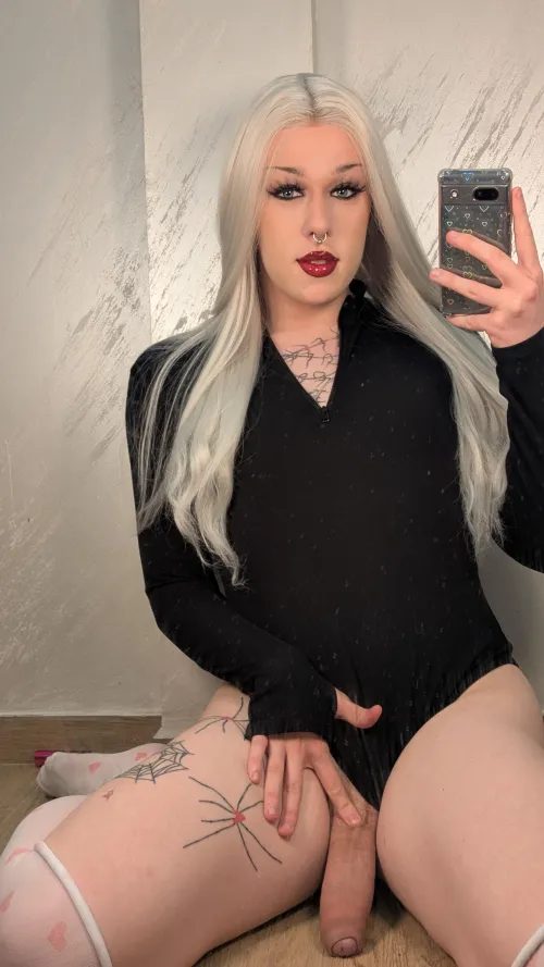 Are you open to a 69 with a girl like me?🥵