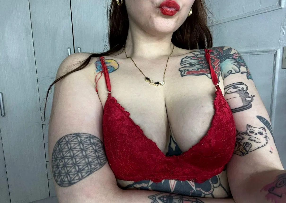 (F) awkward babe showing a side i usually keep private