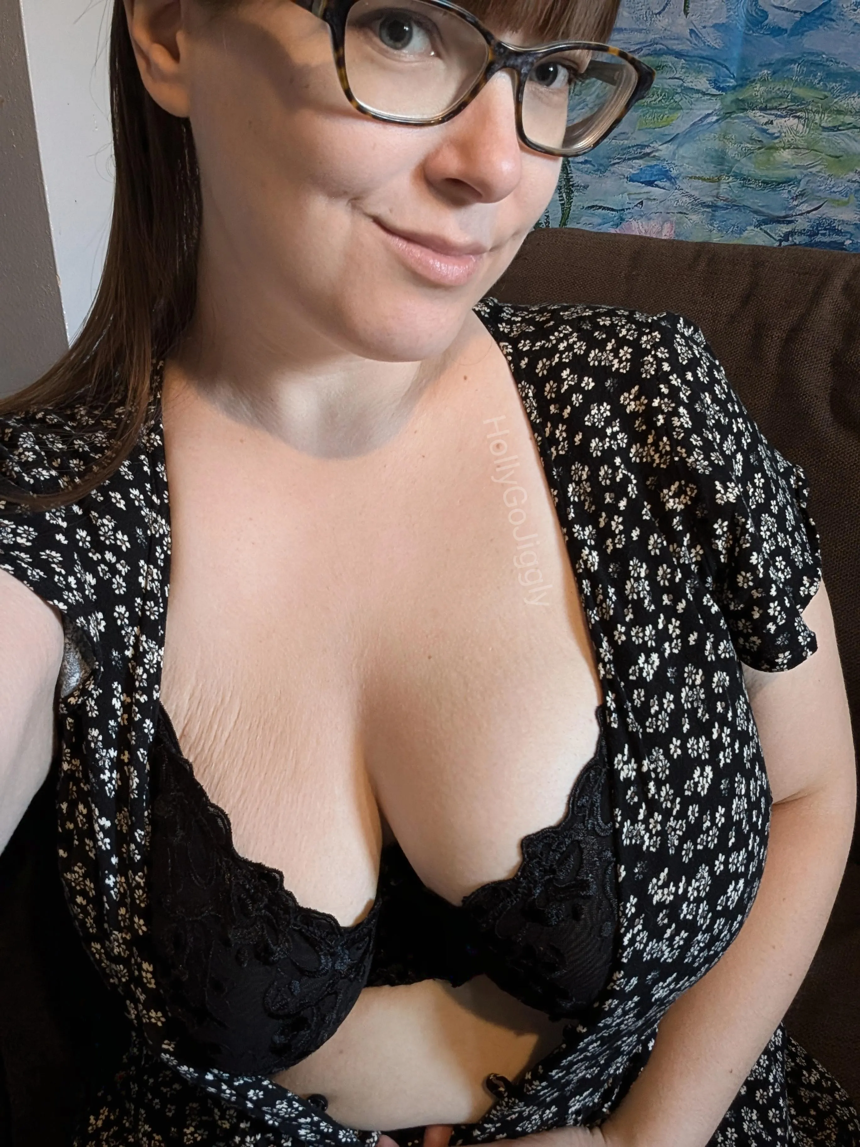 Gotta love a dramatic unbottoning at the end of the week [F]