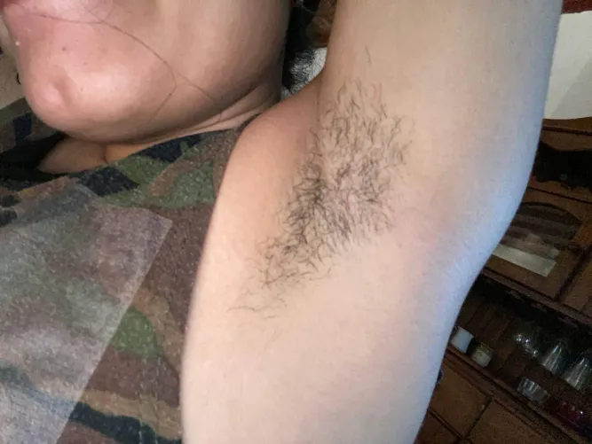 I'm so hot and these hairs are provocative