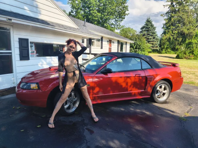 Love posing with this hot rod (@sexitart) [Onlyfans]