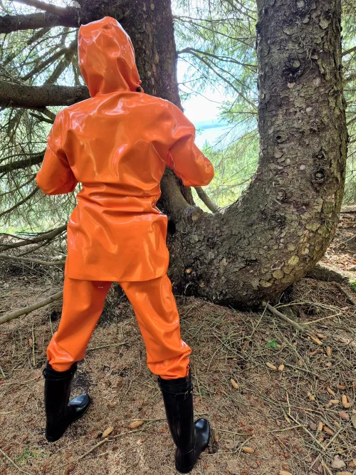 Outdoor latex adventures!