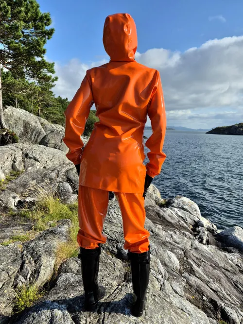 Outdoor latex rainwear!