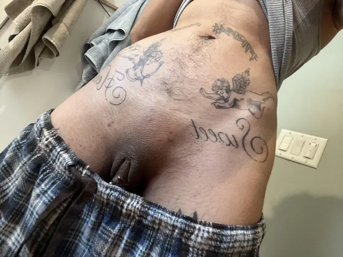 shud i b oiling up my mons pubis cz its dry as hell .