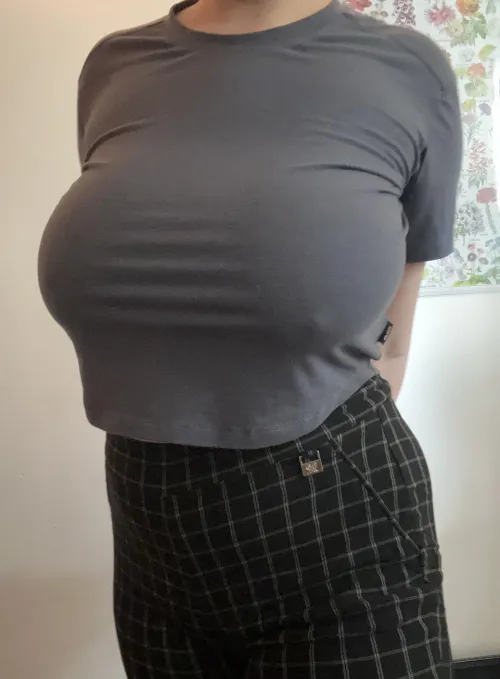 big titties = big ripples