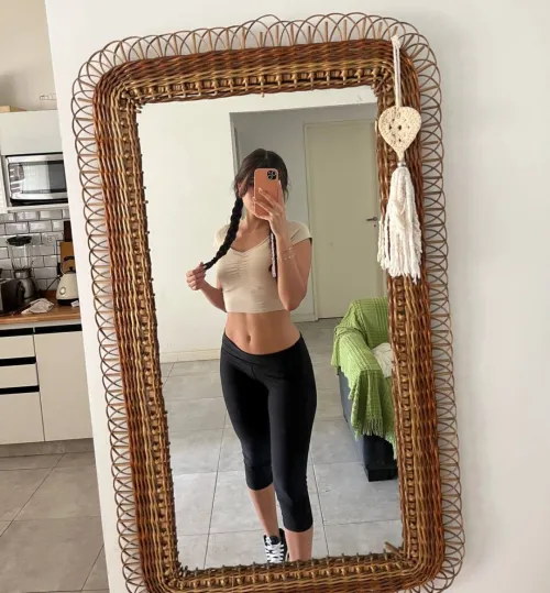 Diana - Don't get addicted.