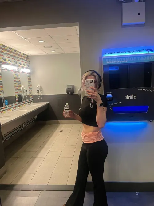 i’m 92% leggings and iced coffee at this point