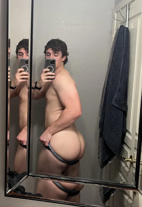 My back hurts from draggin’ this wagon around.