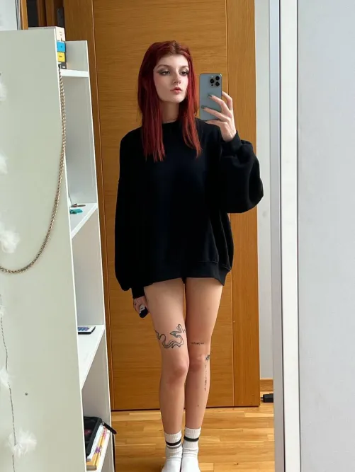 my crewneck’s winning but my thighs are louder