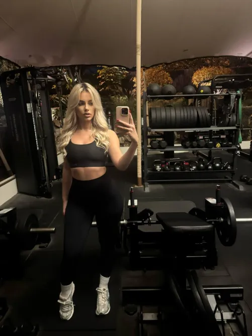 My favourite outfit🥰