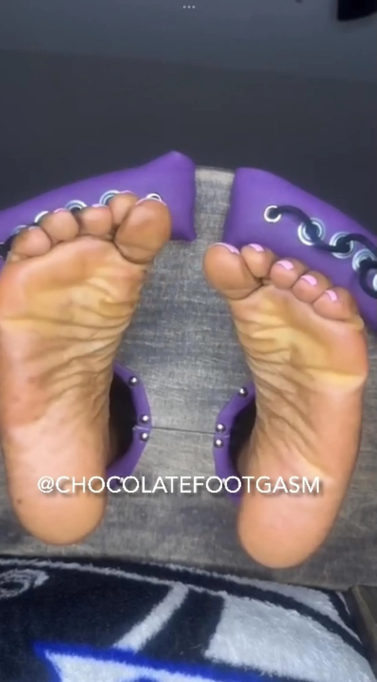 New 🎥 🚨: POV stocks toe-tied tease