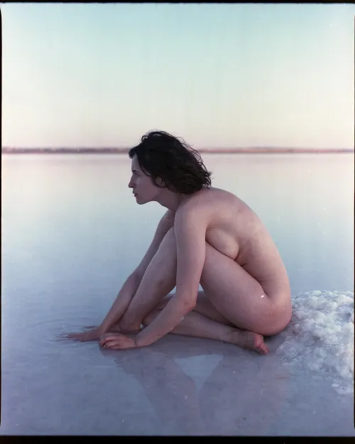 Salt water blue horizon