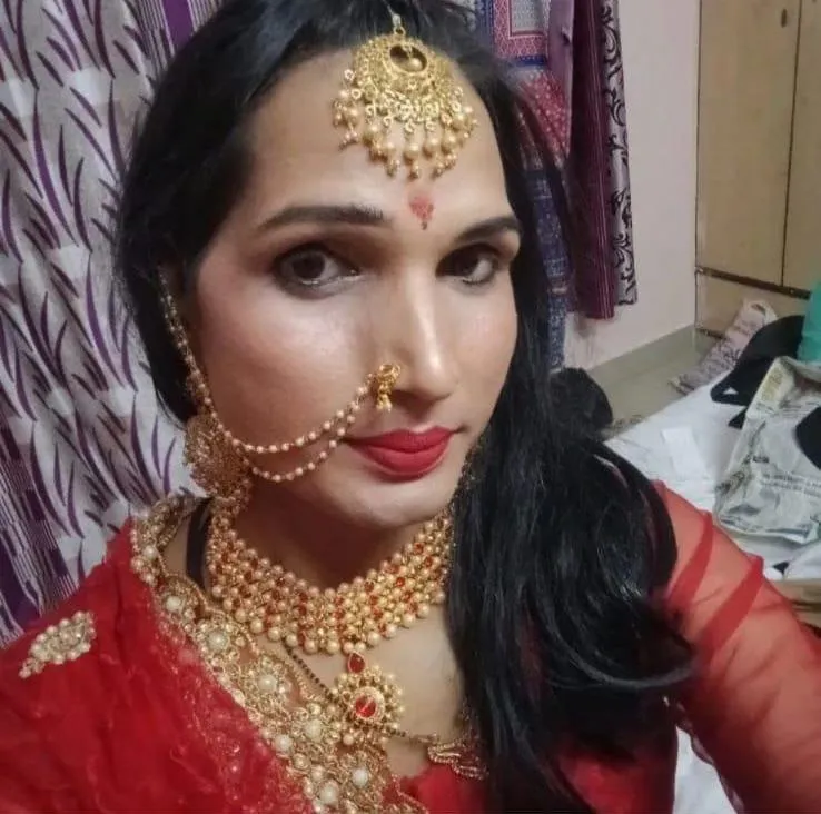 She wanna be my housewife.. so I give her chance