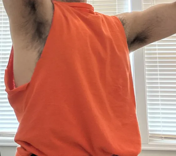 Tank top, sweaty pits