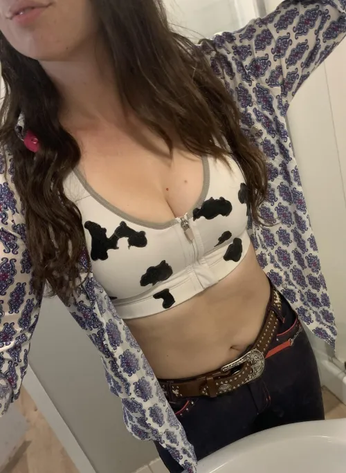 The right kinda cowgirl