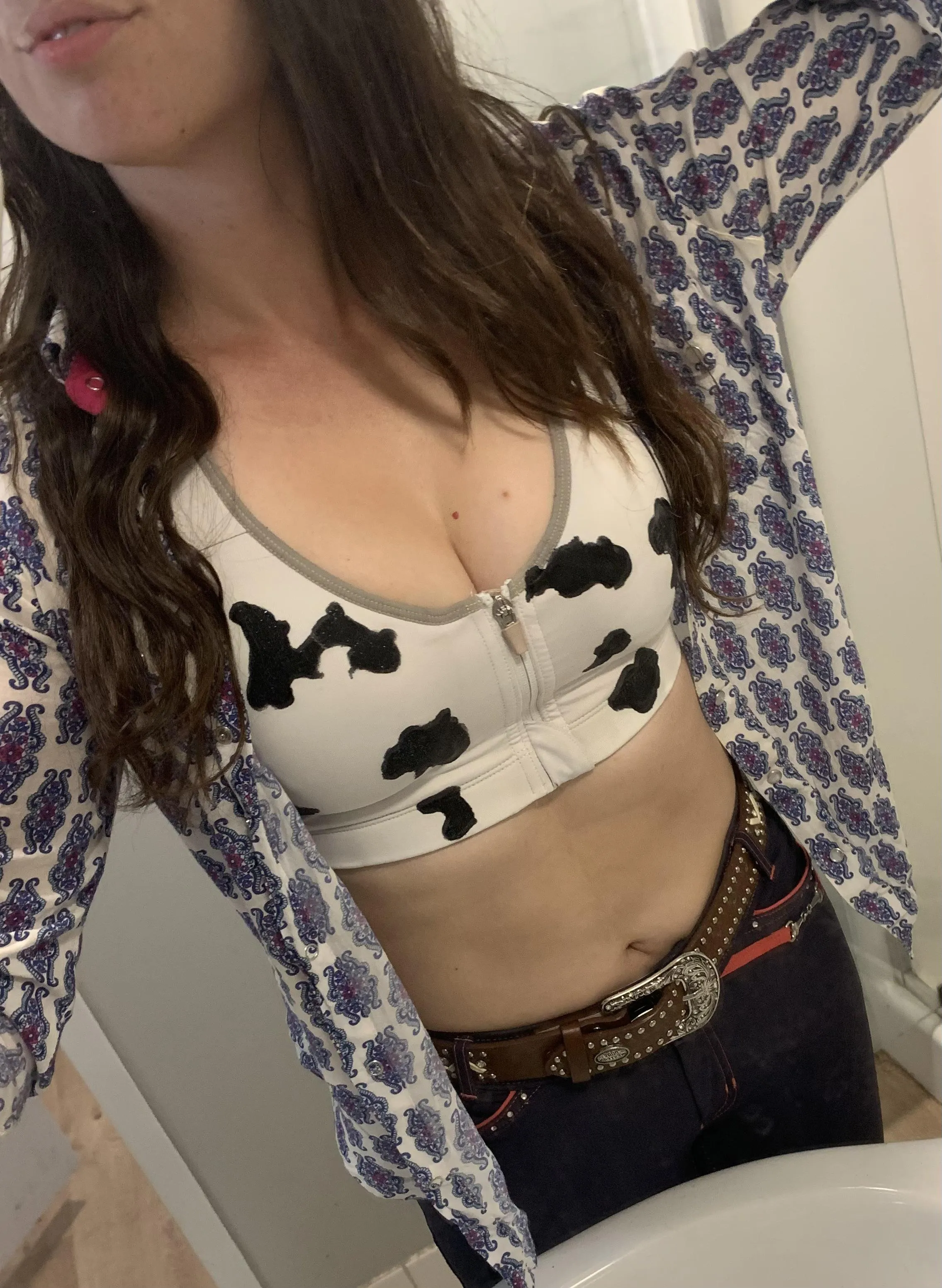 The right kinda cowgirl