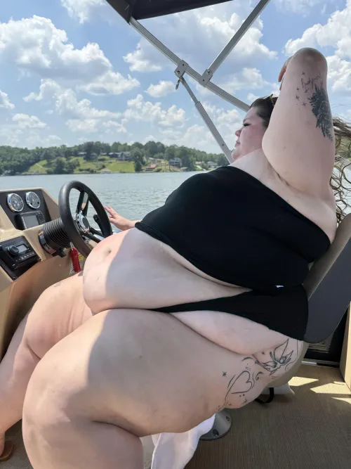 Would you date someone my size?