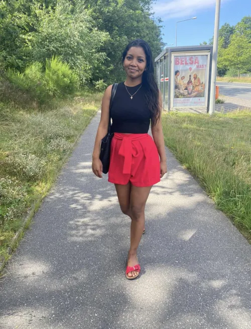 your normal shy neighbor🐰