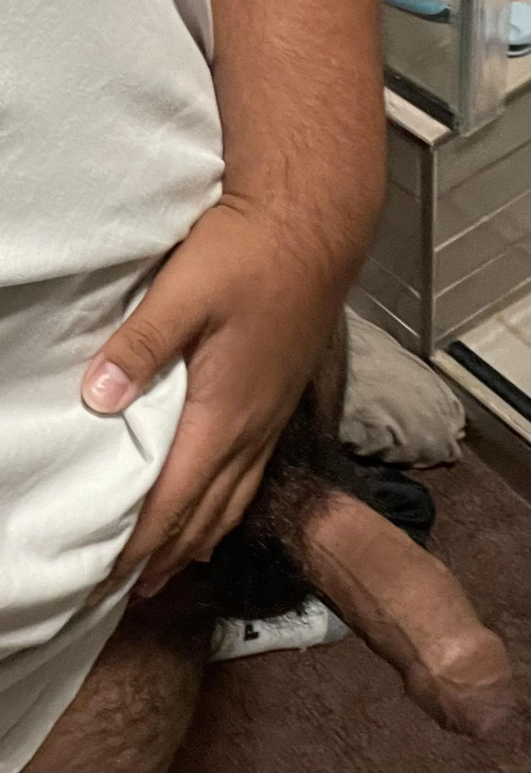 19 M4F <south sac> 5in latino looking for a fwb or one night stand