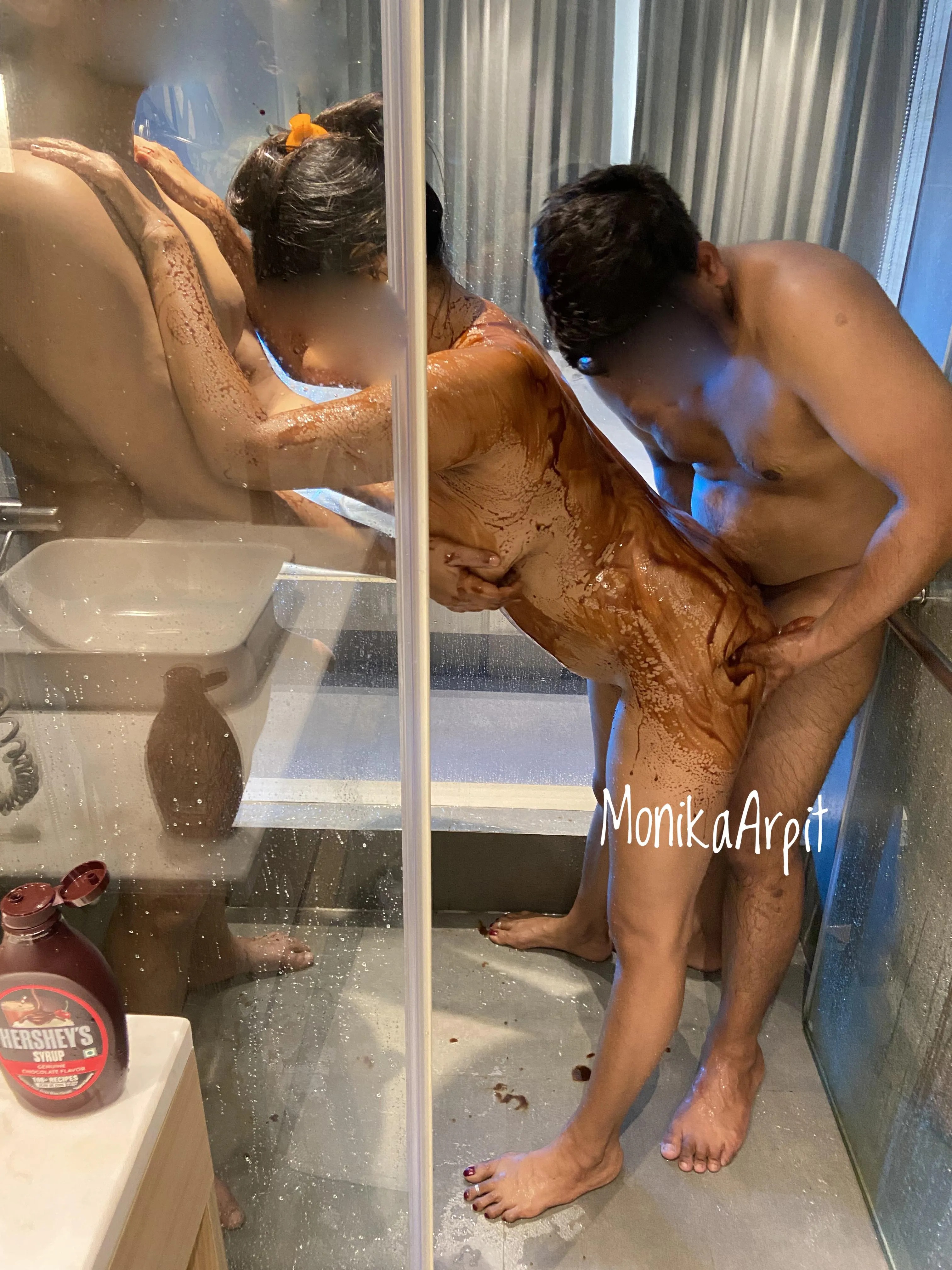 Giving massage from both end