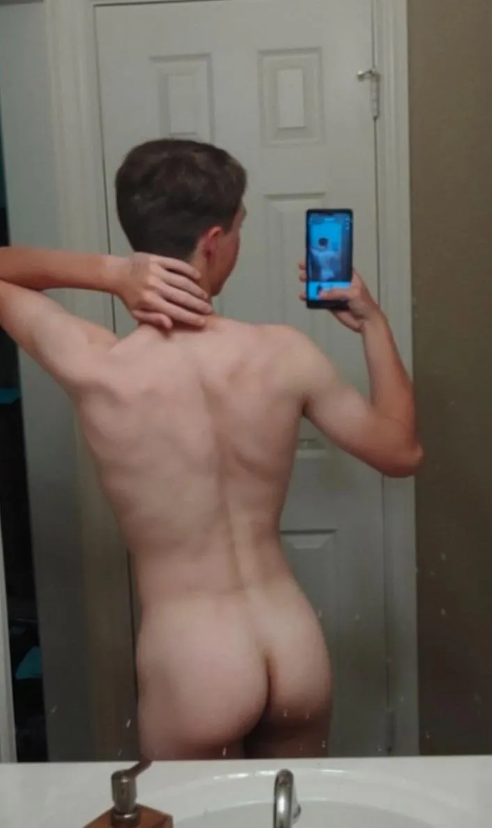 And here’s my 19 year old unbred ass. Come hang bro and change that ;)
