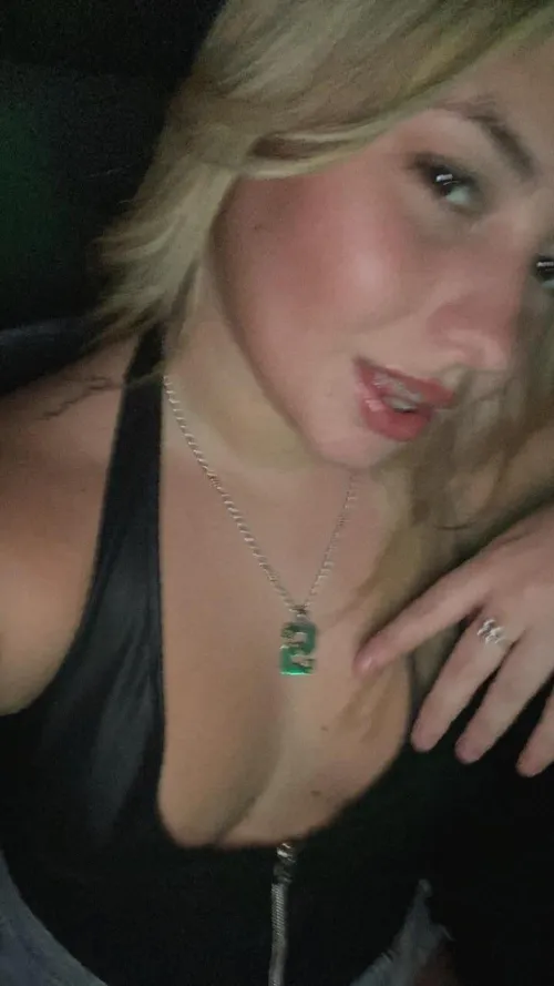 Can you resist when I claw deeper?