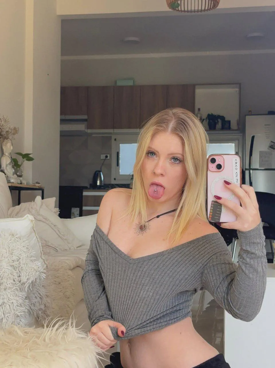 I’ve been told my tongue works magic on c*ck