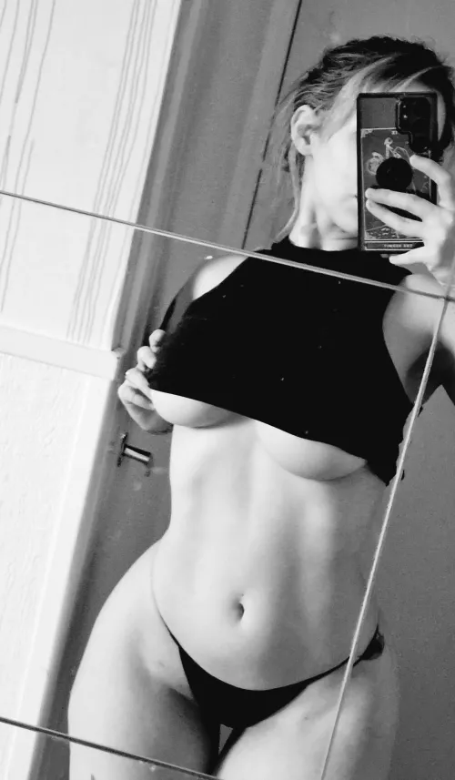 Just filmed my naughtiest solo ever 👀