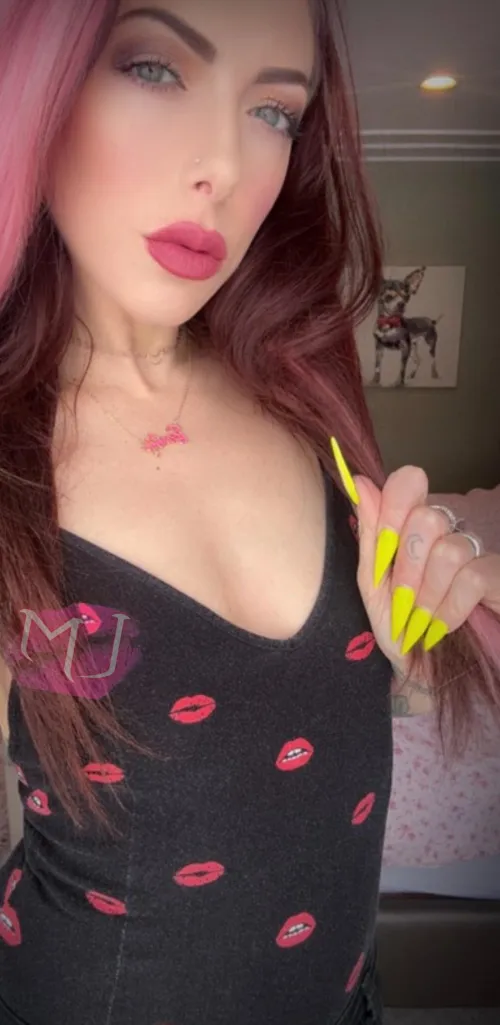 Think about the thrill of being my property and spoiling me forever 🤭