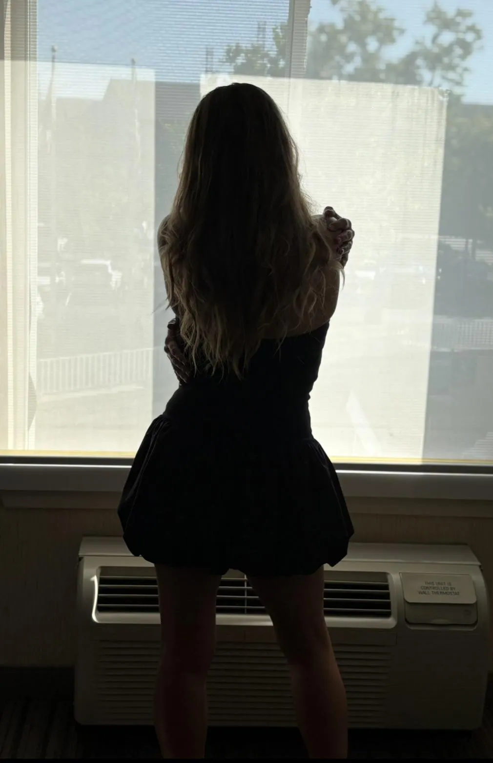 Couple looking for fun this weekend!!