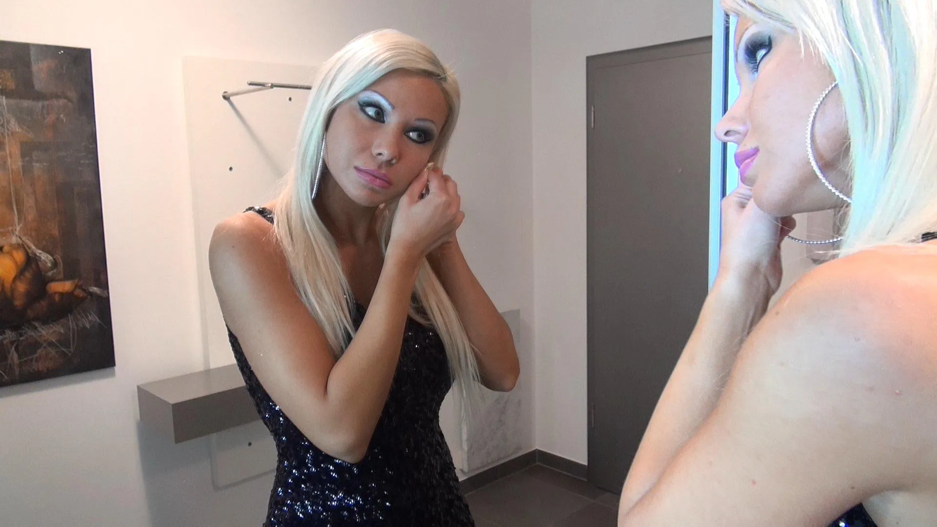 Daniela before the surgeries was smoking hot just look how natural beautiful her lips were