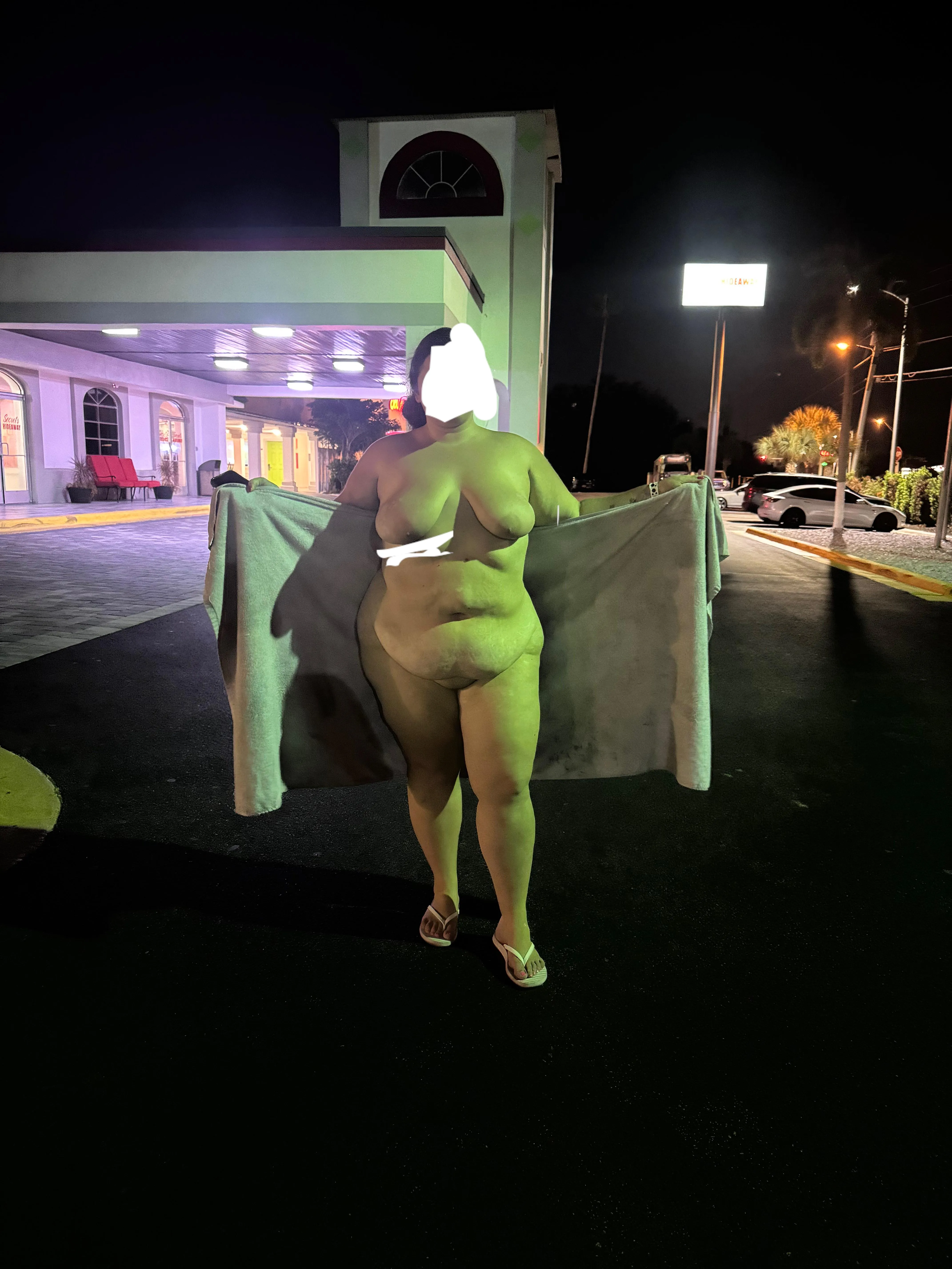 Thick thighs and high vibes. Always a great time at secrets, can’t wait to be back next weekend!!