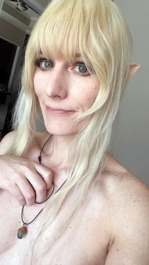 When The Elf Gives You That Mischievous Look...