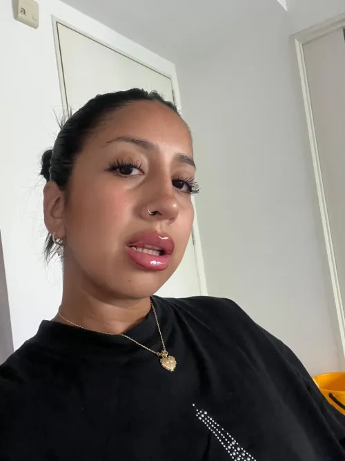 Do u like my sluty face?😈 CHECK THE LINK BELOW