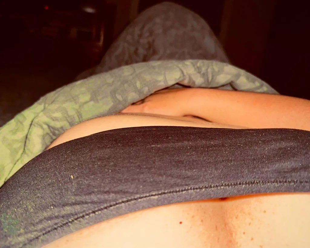 Morning mischief. 😇