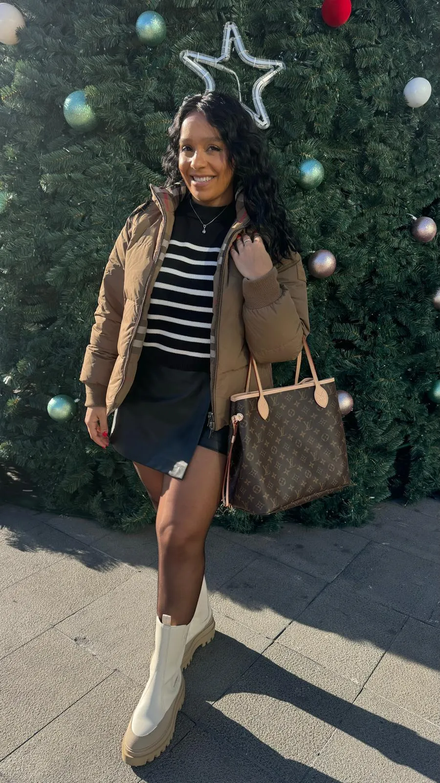 24 ys old - already Mommy...Not perfect but 100% natural, still sexy and sweet enough