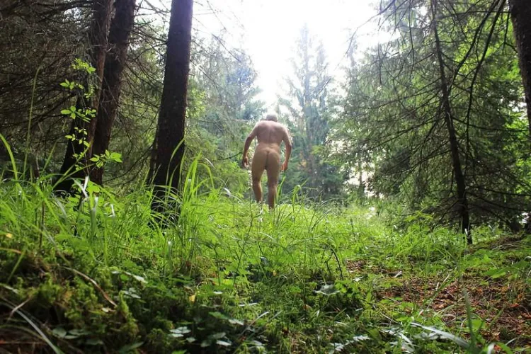 Nature propice au naturisme