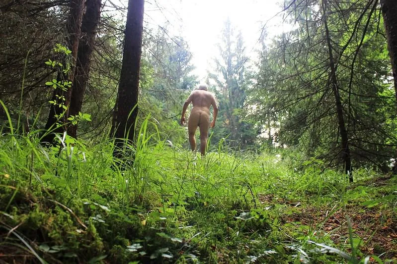 Nature propice au naturisme