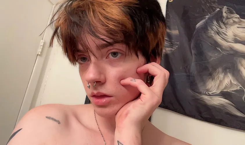 about to let out my inner wolf 🌕