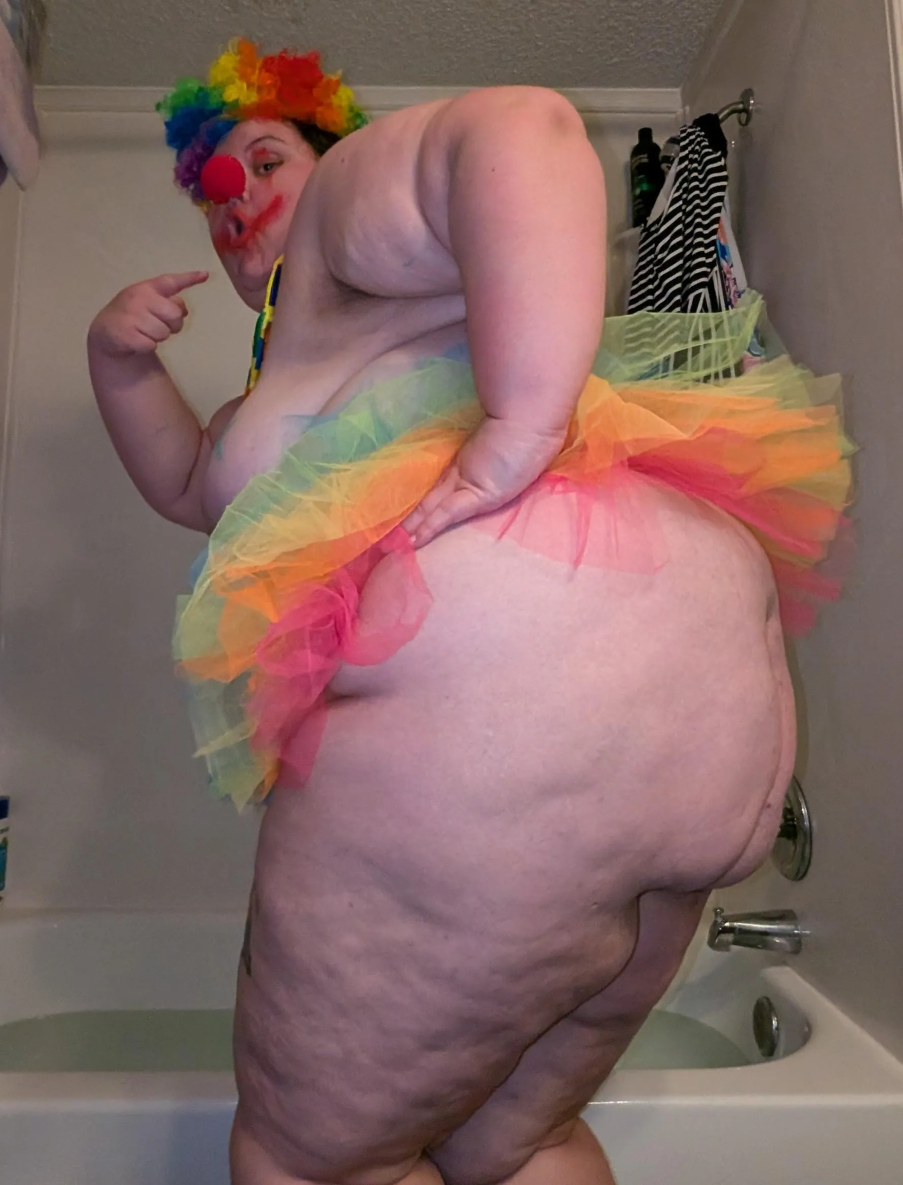 Hi I'm Jiggles the Clown!