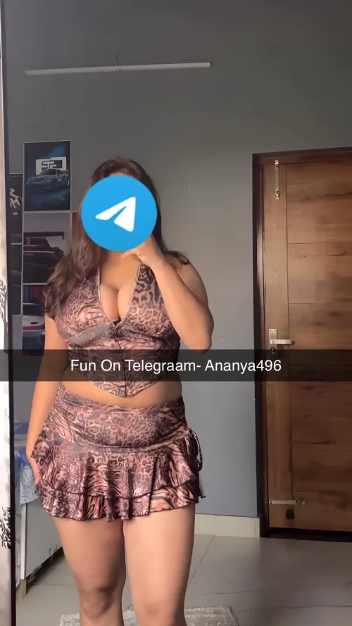 Bored? In the mood for some late-night fun with big boobs? (F)