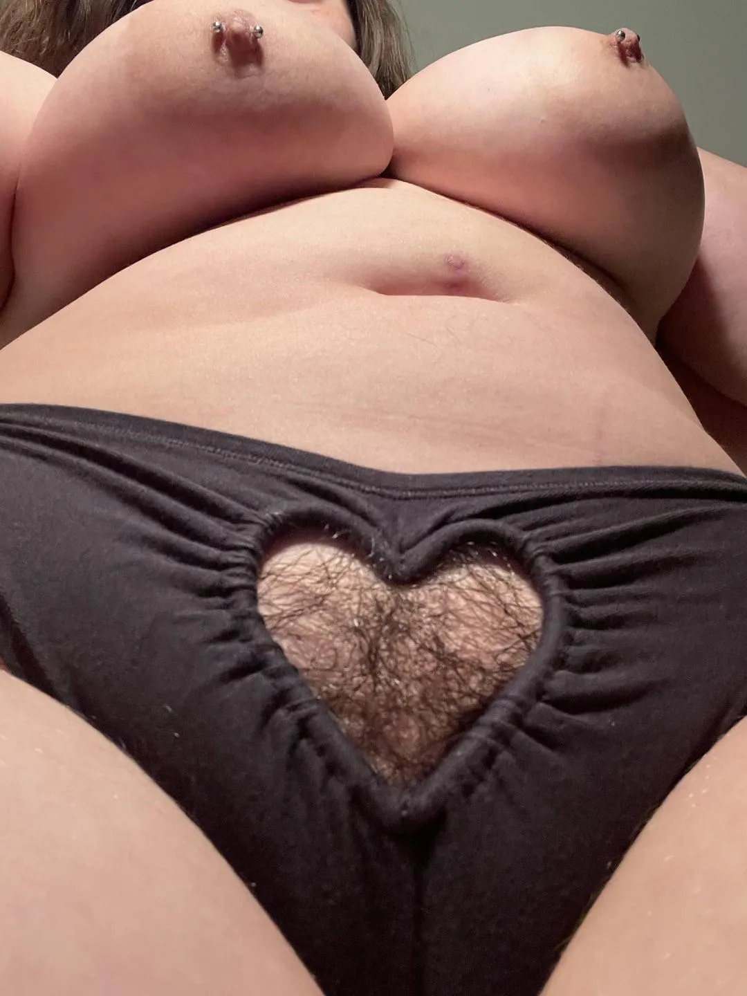 hairy girls do it best