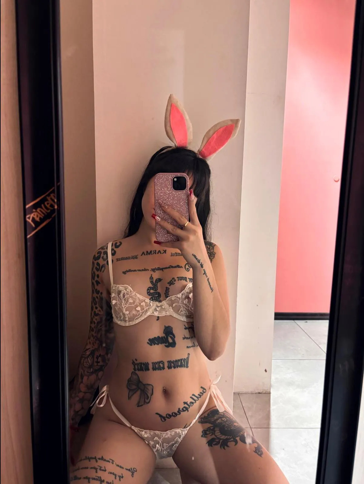 Knep mig som om jeg er din lille luder