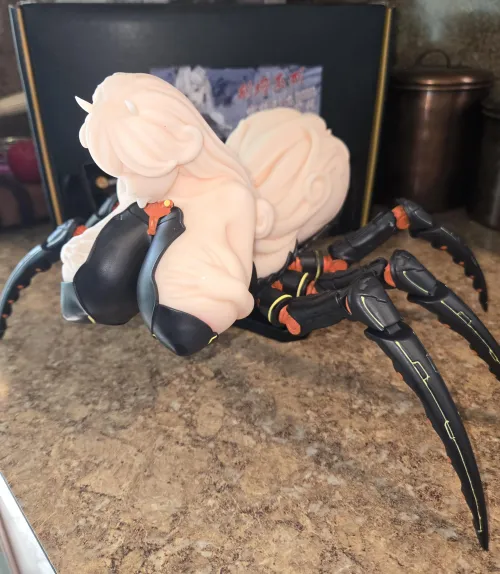 MRL 2.0 Elise Spidergirl sleeve