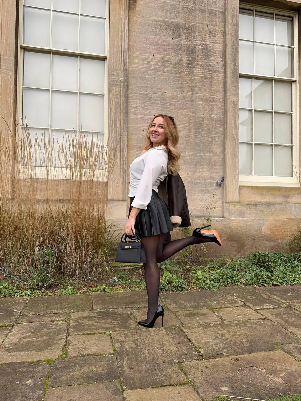 New pantyhose, same old trouble