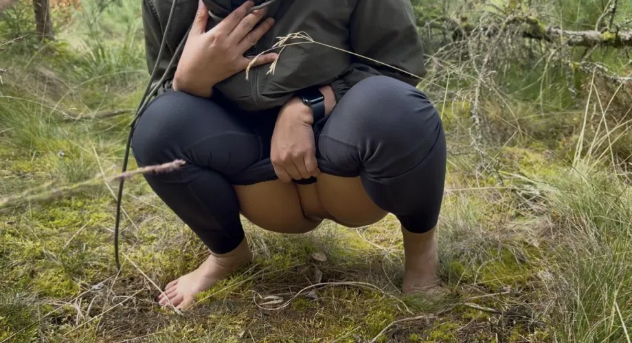 Oops…so sorry, I know we are in the middle of the hike, but I couldn’t hold it anymore!